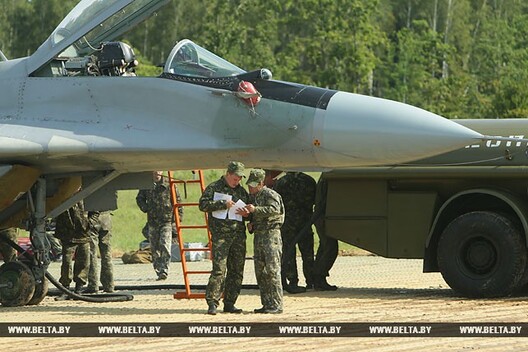 19/22 000022_719e7eeb621b14674325818700222878_126494.jpg