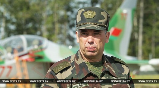 000022_719e7eeb621b14674325818700222878_383879.jpg 000022_719e7eeb621b14674325818700222878_383879.jpg