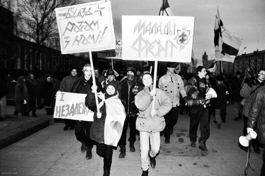 00183_2.jpg 00183_2.jpg