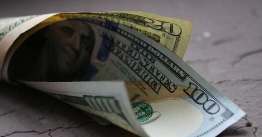 Беларускі рубель стаў лідарам па падзенні да долара на постсавецкай прасторы за 5 месяцаў