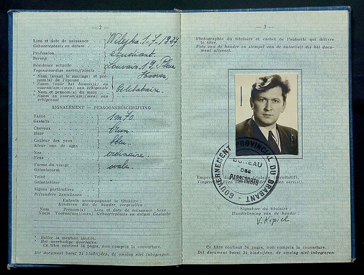 Бельгійскі падарожны дакумент (замежны пашпарт) Вітаўта Кіпеля. 1955 год Бельгійскі падарожны дакумент (замежны пашпарт) Вітаўта Кіпеля. 1955 год