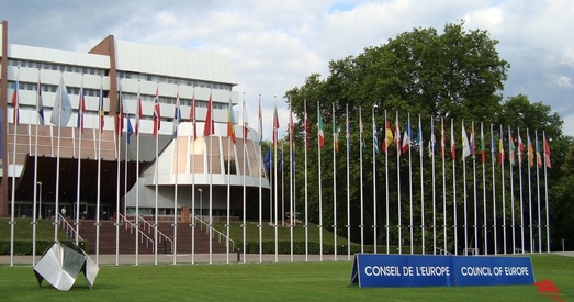 У ПАРЕ пройдуць тэрміновыя дэбаты па міграцыйным крызісе на мяжы Беларусі і ЕС