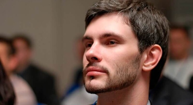 Арсень Сівіцкі: прагноз на вайну Арсень Сівіцкі: Украіна пяройдзе ў контрнаступ, і ваенныя дзеянні могуць перакінуцца на тэрыторыю Беларусі