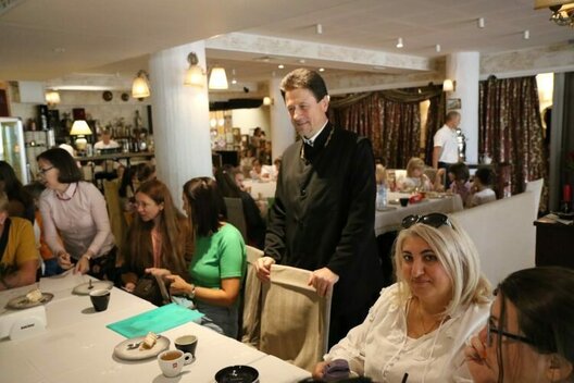 Протаіерэй Яўген Павяльчук. Крыніца: podvorie-sofia.bg Протаіерэй Яўген Павяльчук. Крыніца: podvorie-sofia.bg