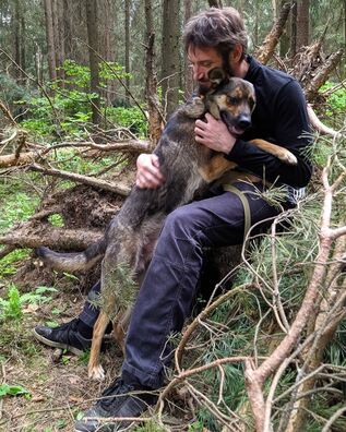 100560117_4182650395108284_739557707257741312_o_logo.jpg 100560117_4182650395108284_739557707257741312_o_logo.jpg