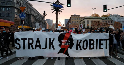 Жыхары Варшавы выйшлі на масавую антыўрадавую дэманстрацыю