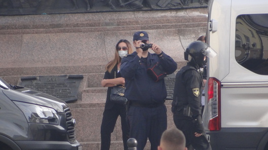 3/4 11.bre20_logo.jpg