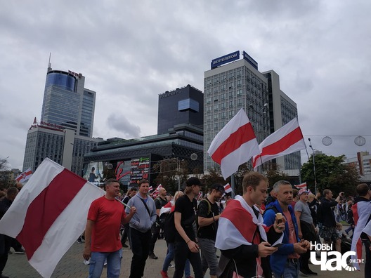 2/42 118982346_2697750483886728_6756018349953279504_n_logo.jpg