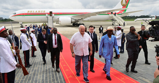 Навошта Аляксандр Лукашэнка цягае з сабой сыноў