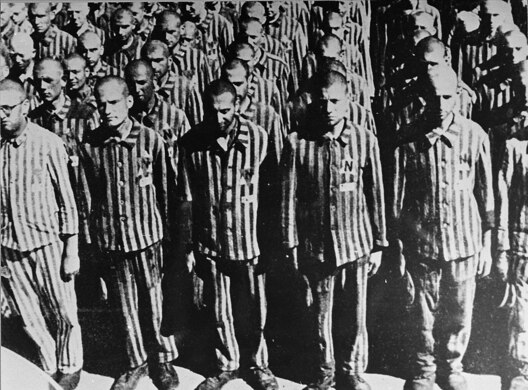 1200px_buchenwald_prisoners_83718.jpg 1200px_buchenwald_prisoners_83718.jpg