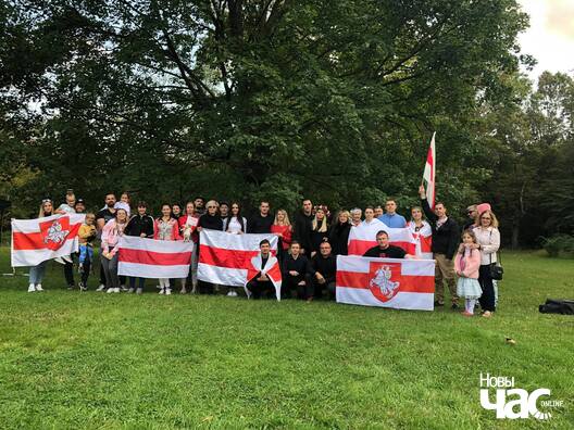 10/12 120508534_966377897214049_197901624604693288_o_logo.jpg