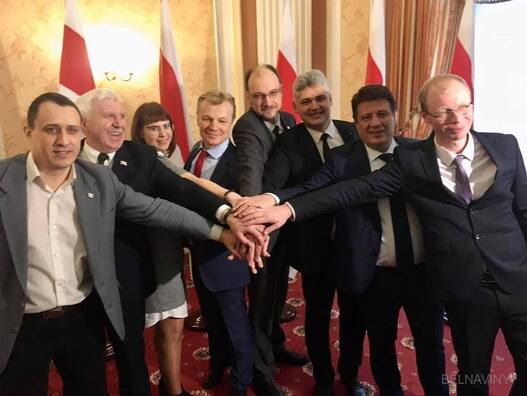 Апазіцыйныя палитыкі дамовіліся аб працэдуры вызначэння адзінага кандыдата. Але кампанія праймерыз скончылася неўзабаве пасля старту Апазіцыйныя палитыкі дамовіліся аб працэдуры вызначэння адзінага кандыдата. Але кампанія праймерыз скончылася неўзабаве пасля старту