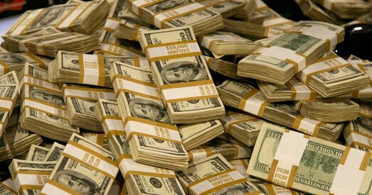 У 2021 годзе Беларусь набрала ў доўг 1 млрд 65,5 млн долараў. 80% усіх пазык — з Расіі