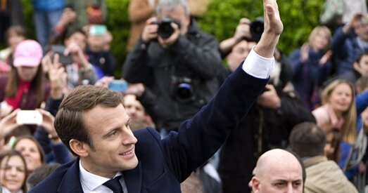 СМІ: Макрон лідзіруе на выбарах у заморскіх тэрыторыях Францыі