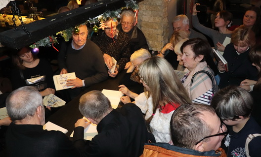 11/13 14_njakljaeu_logo.jpg