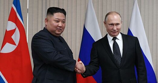 Пуцін узнагародзіў Кім Чэн Ына медалём у гонар 75-годдзя Перамогі