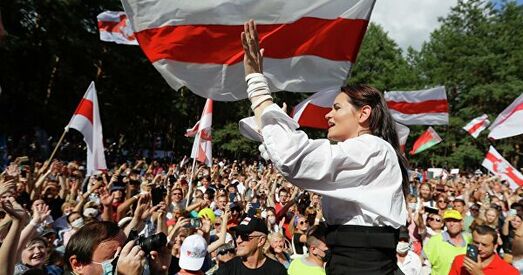 «Мы падтрымліваем толькі мірныя захады». Прэс-служба Ціханоўскай адказала Следчаму камітэту