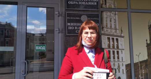 Вольга Кавалькова перадала яйкі міністру Карпенку: для хуткіх і патрэбных рашэнняў