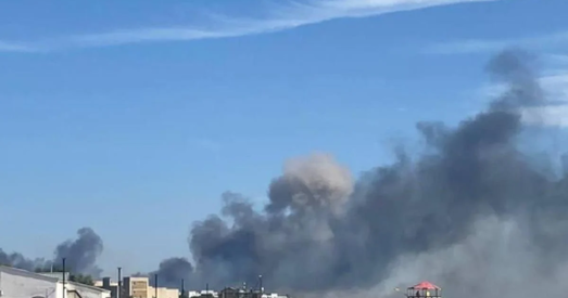 У Крыме прагрымелі выбухі