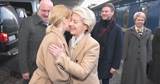 Урсула фон дэр Ляен і 15 еўракамісараў прыехалі ў Кіеў