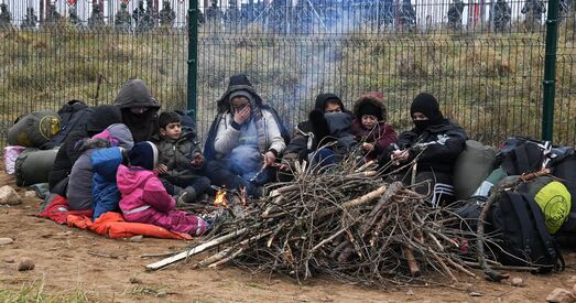 Хто мог зарабіць мільёны долараў на міграцыйным крызісе на мяжы Беларусі і ЕС