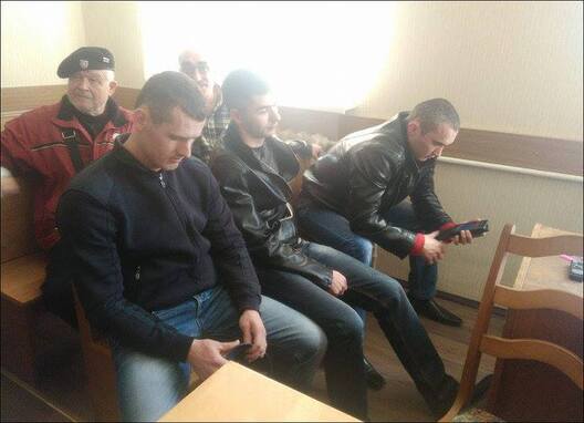 Амапаўцы палка патрульна-паставой службы УУС Гомельскага аблвыканкама Аляксандр Сярдзюк, Раман Хурбатаў і Аляксандр Семчанка ў судзе Амапаўцы палка патрульна-паставой службы УУС Гомельскага аблвыканкама Аляксандр Сярдзюк, Раман Хурбатаў і Аляксандр Семчанка ў судзе
