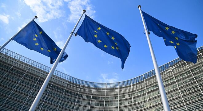 ЕС прачынаецца, разумее, што ЗША ён не дапамогуць «Еўропа прачынаецца, бо зразумела, што можа застацца адна»