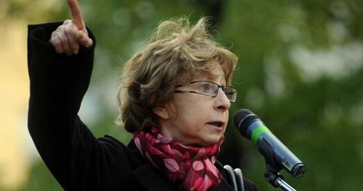 У Расіі хочуць пазбавіць дзяржаўных званняў Лію Ахеджакаву