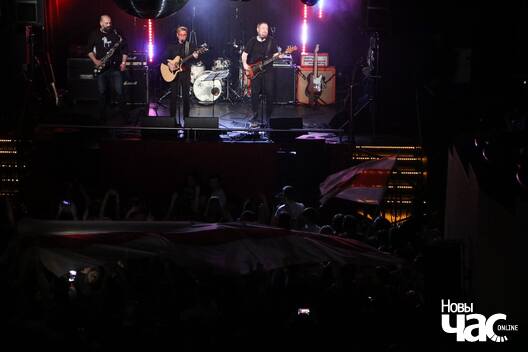 6/21 18378740_10212865125364383_142770378_o_logo.jpg