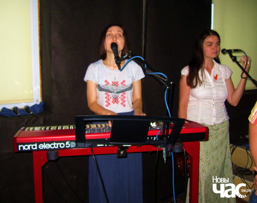 17/18 18_20_logo.jpg