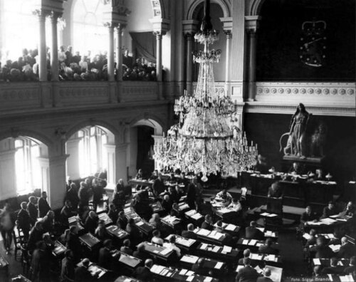 Парлямэнт Фінляндыі ў 1907 годзе Парлямэнт Фінляндыі ў 1907 годзе