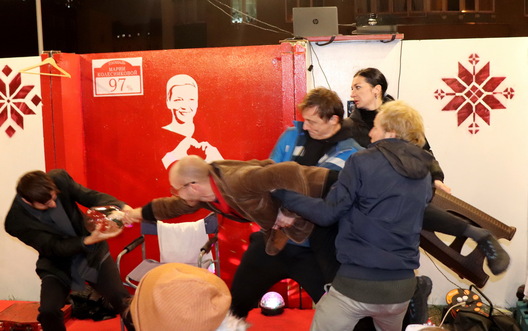 1/4 1_ploszcza_peremen_fota_aleha_hruszeckaha_novy_czas__14__logo.jpg