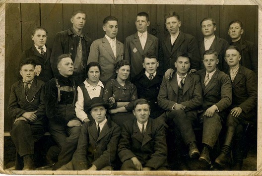 Калектыўны здымак остарбайтараў у Германіі. Фота: palatno.media Калектыўны здымак остарбайтараў у Германіі. Фота: palatno.media