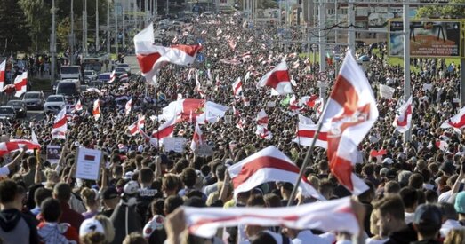 Суды ў ліпені