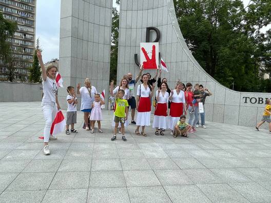 200291900076_270125.jpg 200291900076_270125.jpg