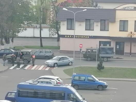 200292300737_124391.jpg 200292300737_124391.jpg