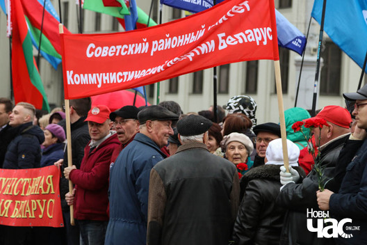 26/27 20181107_img_6772_logo.jpg