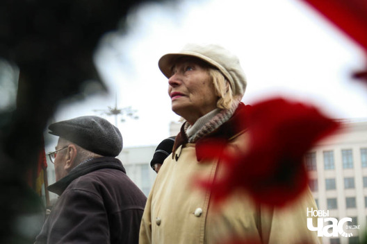 15/27 20181107_img_6850_logo.jpg