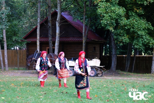 4/10 2018_09_23_bahacz_u_dukory_a._ljaszkevicz_0096_logo.jpg