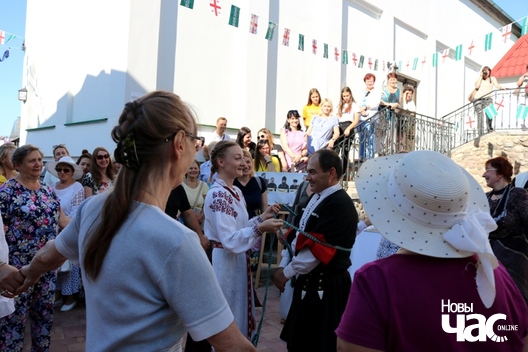 16/19 2019_08_24_tbilisoba_a._ljaszkevicz_024_logo.jpg