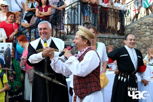 3/19 2019_08_24_tbilisoba_a._ljaszkevicz_075_logo.jpg