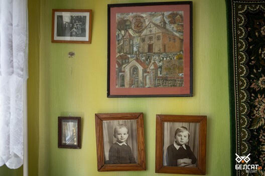 У пакоі Станіслава Пачобута. Гродна, Беларусь. 18 чэрвеня 2021 года. Фота: МК / «Белсат» У пакоі Станіслава Пачобута. Гродна, Беларусь. 18 чэрвеня 2021 года. Фота: МК / «Белсат»