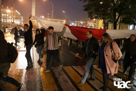 15/28 21534506_10214082418075940_1952502138_o_logo.jpg