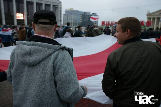 9/10 21557169_10214081527413674_1909120241_o_logo.jpg