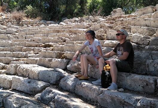 Фота з фэйсбука Паліны Скурко. «На фота я яшчэ пяшчотны цвяточак. Цяпер жа блізкая да ператварэння ў крэмень. Ці, прынамсі, у ладны кавалак яшмы, якім можна і ўпрыгожыцца, і стукнуць», — напісала Паліна. Фота з фэйсбука Паліны Скурко. «На фота я яшчэ пяшчотны цвяточак. Цяпер жа блізкая да ператварэння ў крэмень. Ці, прынамсі, у ладны кавалак яшмы, якім можна і ўпрыгожыцца, і стукнуць», — напісала Паліна.