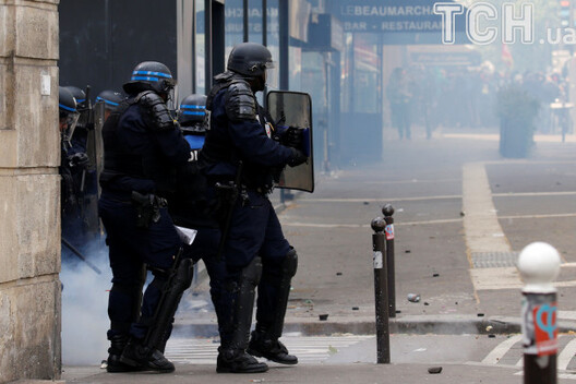 3/9 22a81380f0bbb260682061b2b067d174.jpg