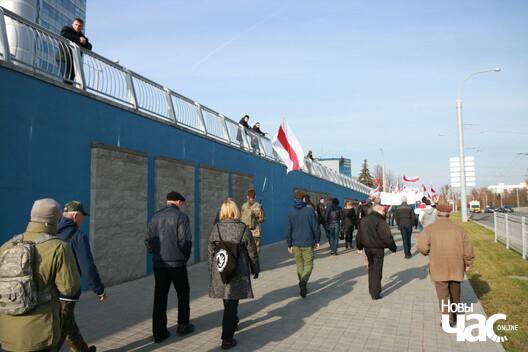 10/21 23269744_10214557668756910_567691582_o_logo.jpg