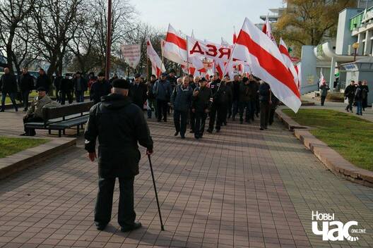 16/21 23283481_10214557684197296_534968700_n_logo.jpg