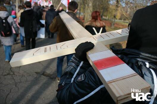 3/7 23314212_10214557783039767_1283715203_o_logo.jpg