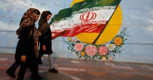 Іран адмяняе 40-гадовую забарону для жанчын